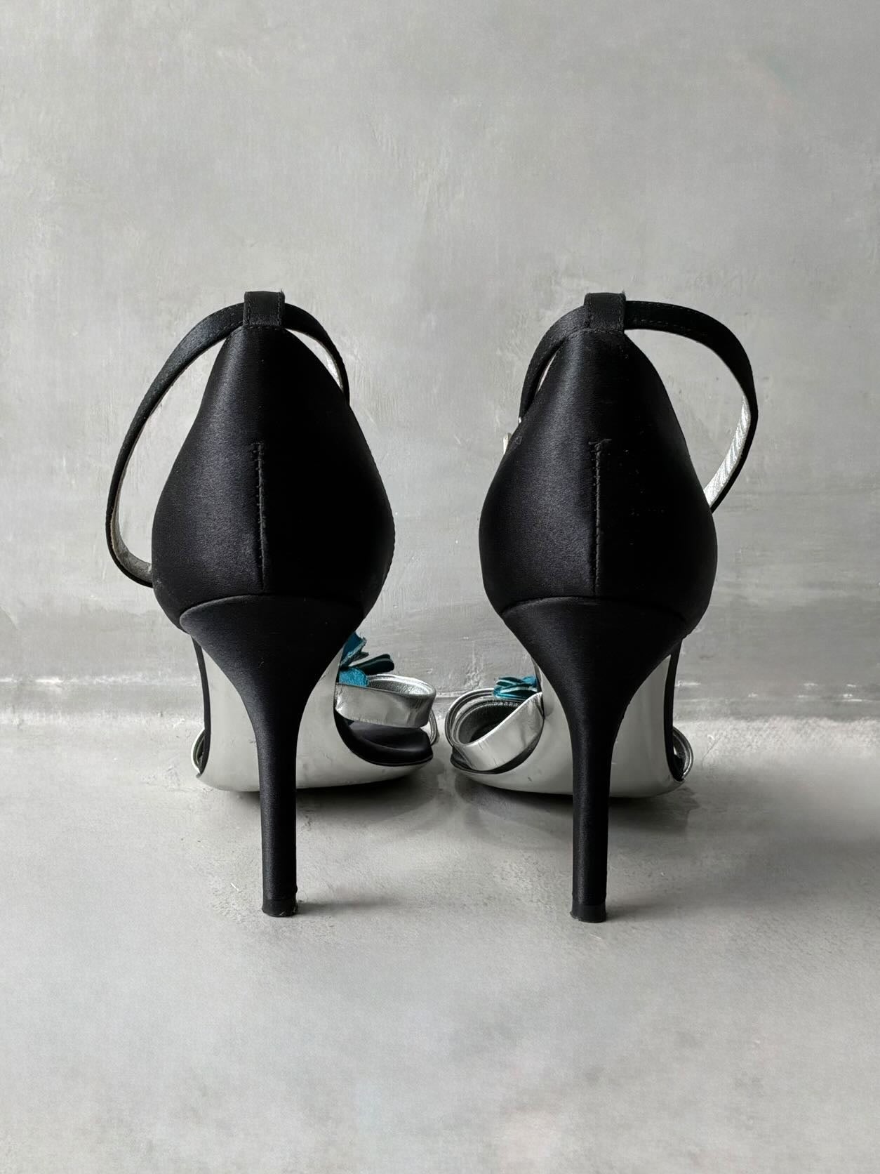 Louis Vuitton Satin Flower Sandals