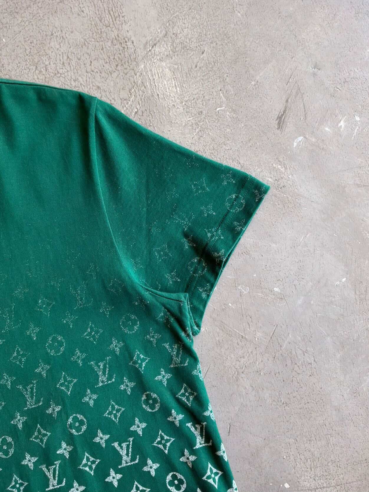 Louis Vuitton Gradient Monogram Tee