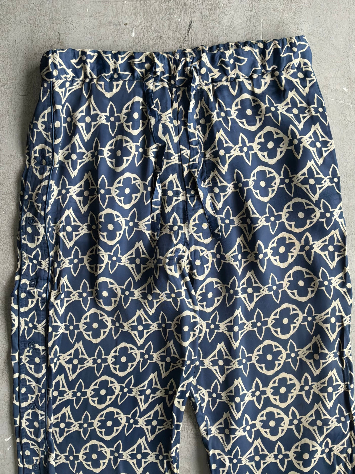 Louis Vuitton Wax Multicolor Silk Pants