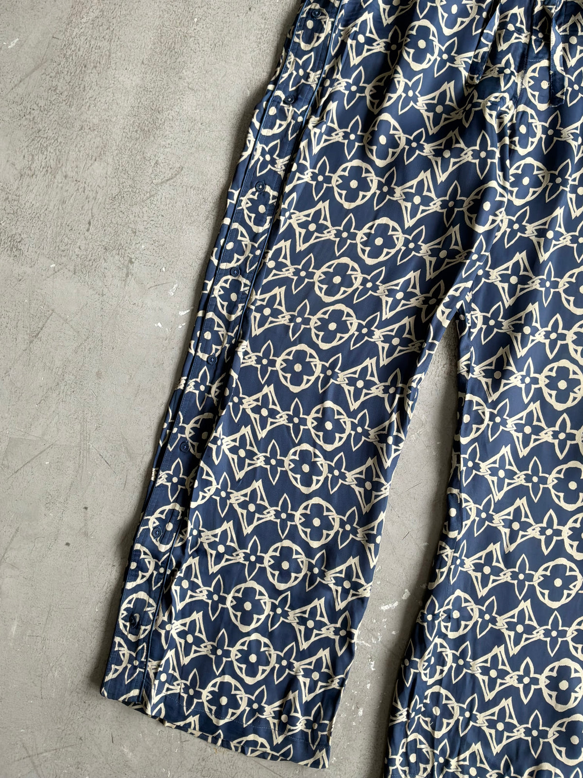 Louis Vuitton Wax Multicolor Silk Pants
