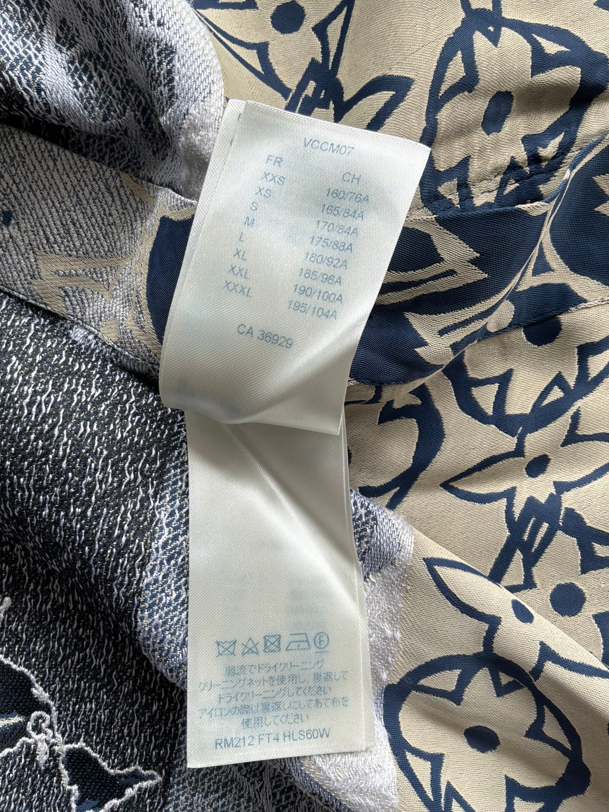Louis Vuitton Wax Multicolor Silk Shiet